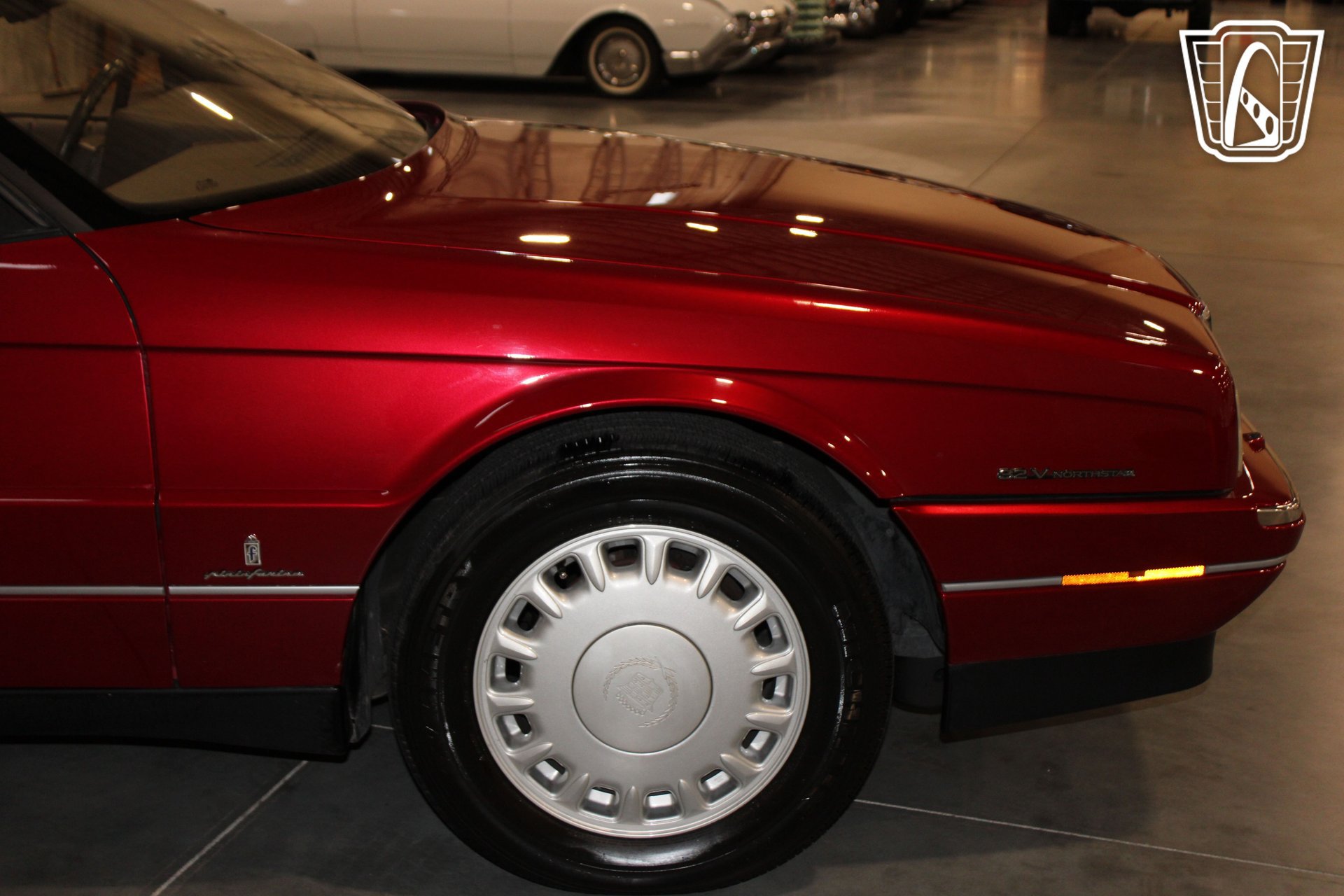 Used 1993 Cadillac Allante FWD image 32