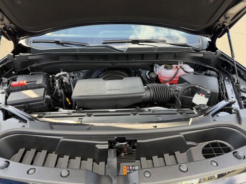 New 2026 Chevrolet Suburban LT w/ Comfort Package image 40