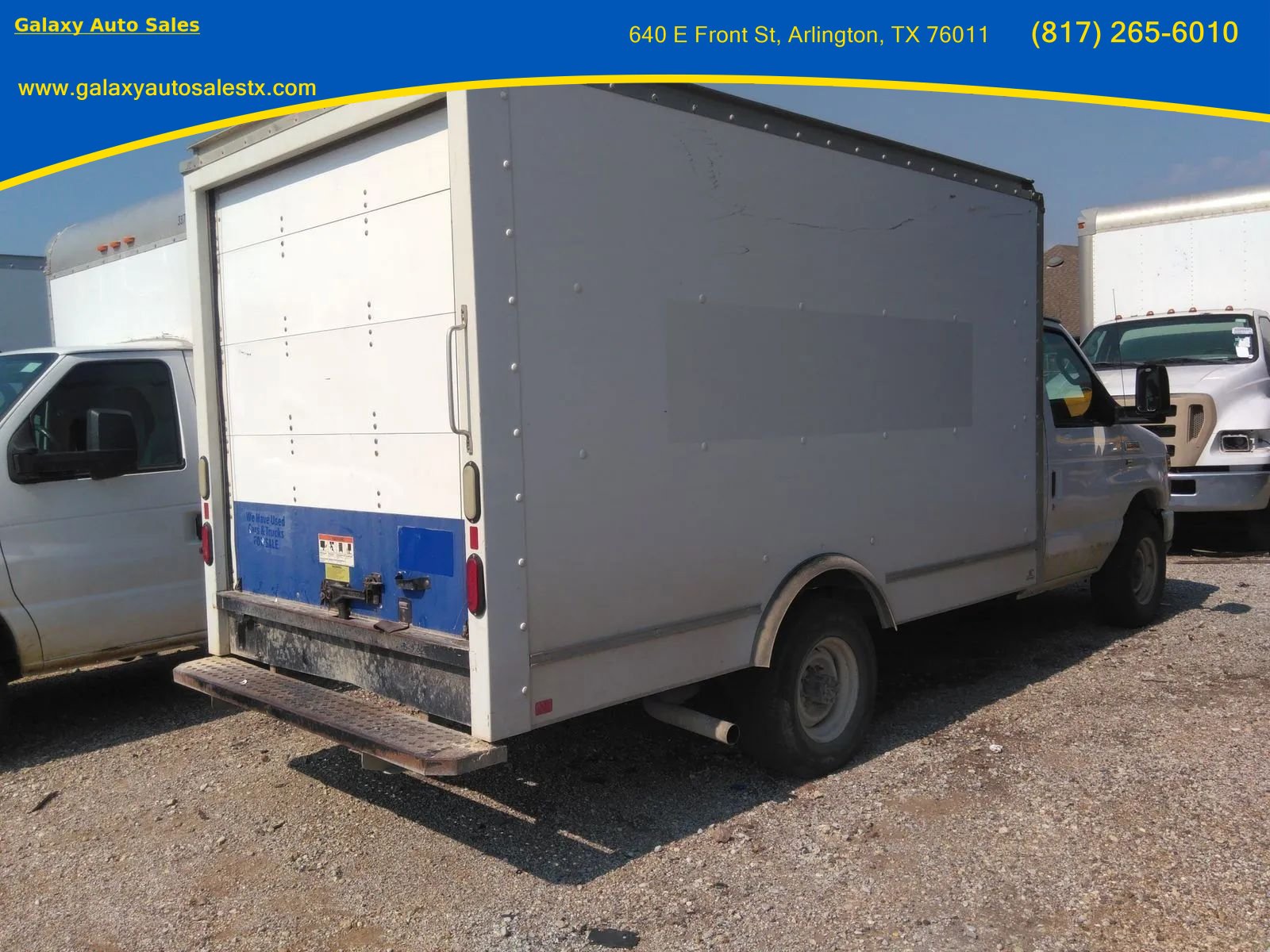 Used 2014 Ford E-350 and Econoline 350 Super Duty RWD image 2