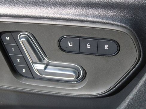 New 2024 Mercedes-Benz eSprinter 170 Cargo image 11