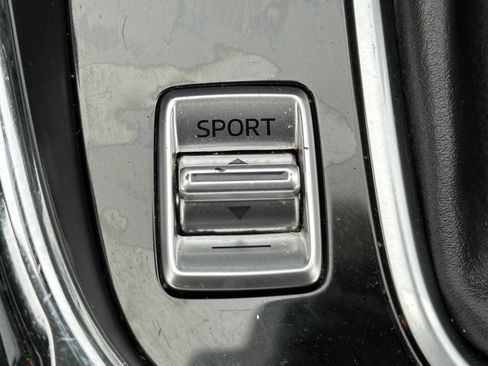 Used 2018 MAZDA CX-9 Touring image 48