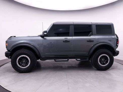 Used 2023 Ford Bronco Badlands image 38