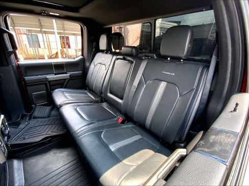 Used 2019 Ford F150 Platinum w/ Equipment Group 701A Luxury AWD/4WD image 21