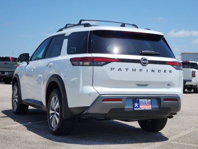 New 2026 Nissan Pathfinder SL