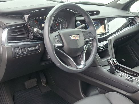 Certified 2023 Cadillac XT6 Premium Luxury w/ Technology Package image 15