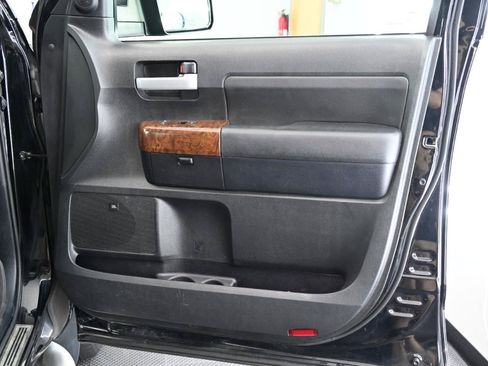 Used 2013 Toyota Tundra Platinum AWD/4WD image 25