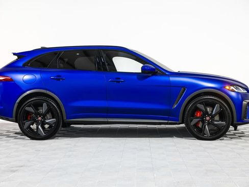 Used 2021 Jaguar F-PACE SVR AWD/4WD image 2