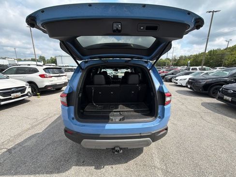 Used 2024 Honda Pilot TrailSport image 5