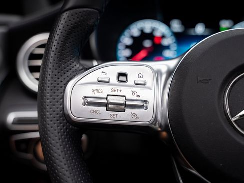 Used 2023 Mercedes-Benz C 300 Coupe image 35