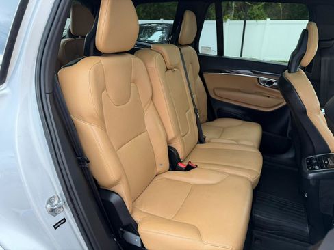 Used 2018 Volvo XC90 T6 Momentum w/ Convenience Package AWD/4WD image 48