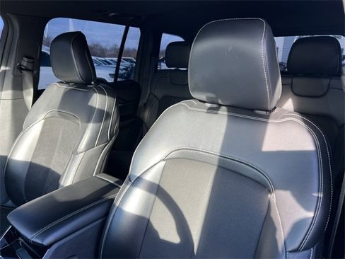 Certified 2023 Jeep Grand Cherokee Altitude image 14