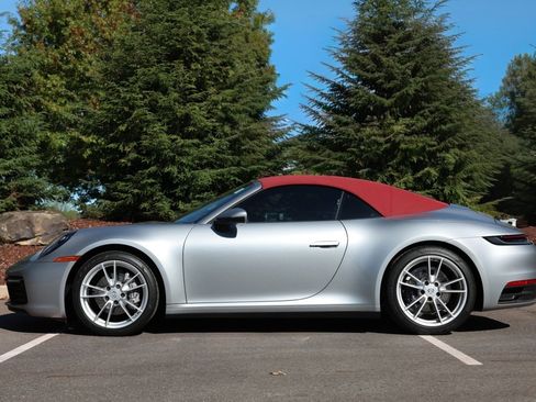 Used 2023 Porsche 911 Carrera w/ Sport Chrono Package image 12