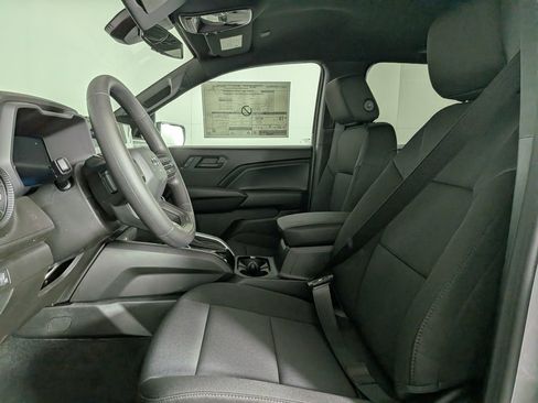 New 2026 Chevrolet Colorado ZR2 w/ Technology Package AWD/4WD image 14