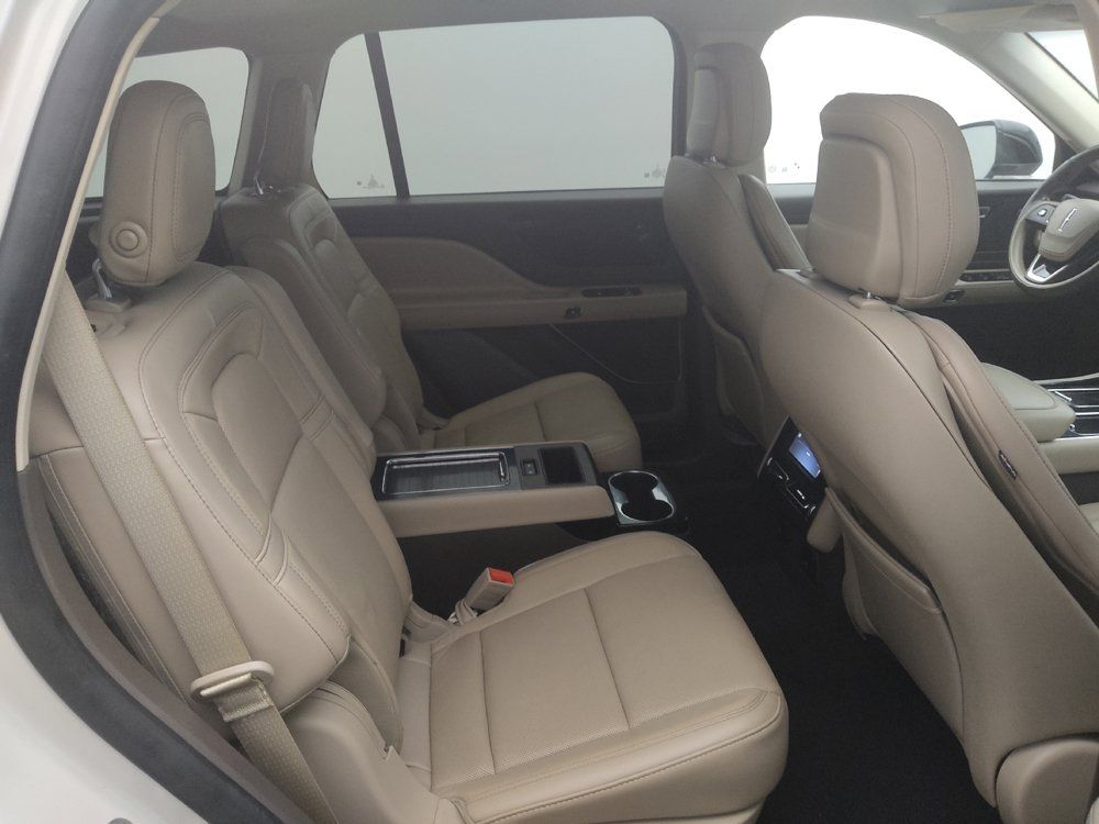 Used 2020 Lincoln Aviator Reserve w/ Equipment Group 201A RWD image 19