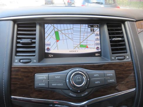 Used 2020 Nissan Armada SL w/ Premium Package image 17