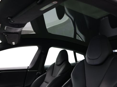 Used 2018 Tesla Model S 100D AWD/4WD image 4