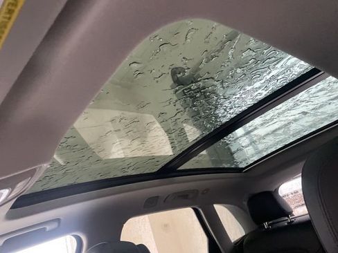 Used 2018 Audi Q5 2.0T Premium Plus w/ Premium Plus Package image 13