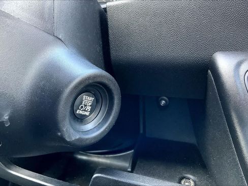 Used 2025 RAM ProMaster 2500 w/ Convenience Group FWD image 33