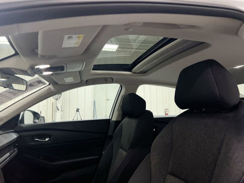 Used 2024 Honda Accord EX image 18