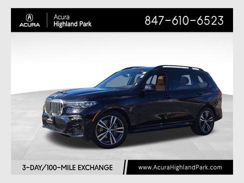 Used 2022 BMW X7 xDrive40i w/ M Sport Package image 1