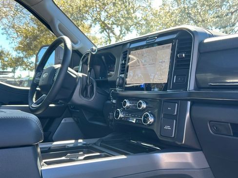 New 2026 Ford F250 Lariat w/ Black Appearance Package image 31