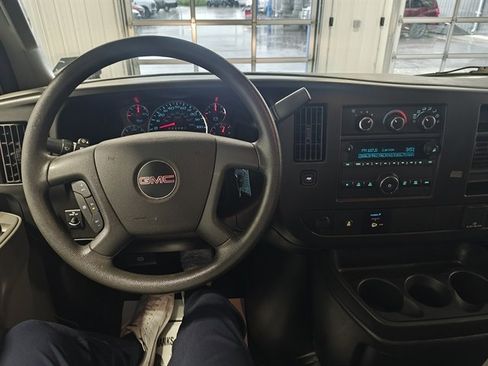Used 2020 GMC Savana 2500 w/ Driver Convenience Package image 33