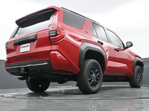 New 2026 Toyota 4Runner SR5 AWD/4WD image 25
