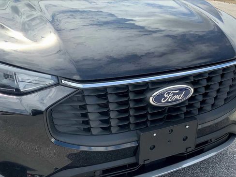 Used 2023 Ford Escape Active image 57