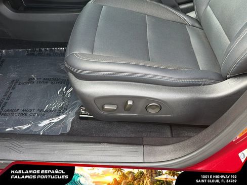 Certified 2025 Chevrolet Equinox EV LT w/ Convenience Package FWD image 13