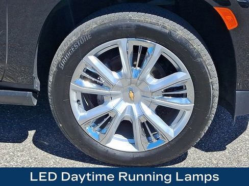 Used 2023 Chevrolet Suburban High Country w/ Max Trailering Package AWD/4WD image 28