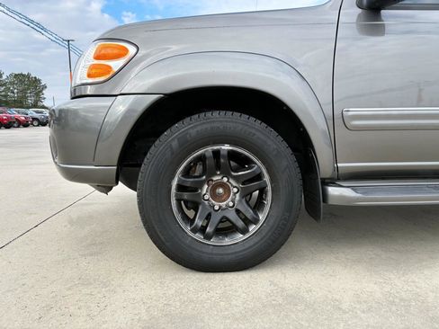 Used 2003 Toyota Sequoia Limited image 7