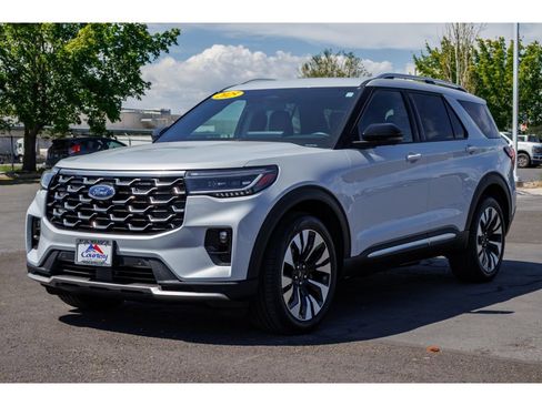 Used 2025 Ford Explorer Platinum w/ LUX Leather Package AWD/4WD image 7