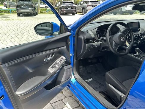 Used 2024 Nissan Sentra SV FWD image 22