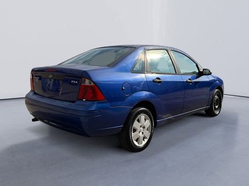 Used 2006 Ford Focus ZX4 Sedan image 3