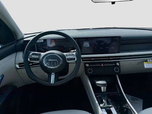 New 2026 Hyundai Tucson SEL FWD image 15