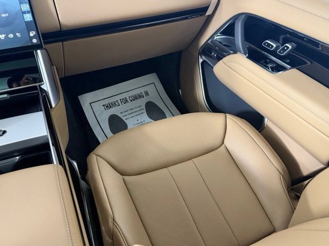 New 2026 Land Rover Range Rover Long Wheelbase SE AWD/4WD image 29