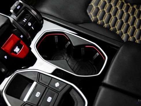 Used 2021 Lamborghini Urus image 67