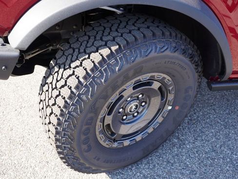 New 2025 Ford Bronco Badlands AWD/4WD image 9