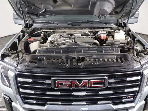 Used 2025 GMC Sierra 2500 AT4 w/ Technology Package AWD/4WD image 24