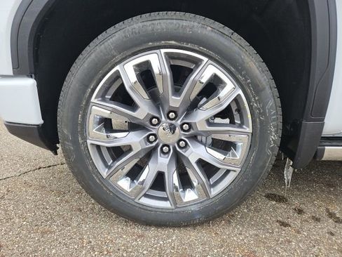 New 2026 GMC Sierra 1500 Denali image 9