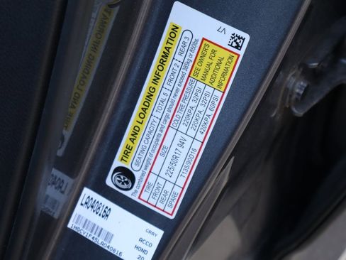 Used 2020 Honda Accord EX image 29
