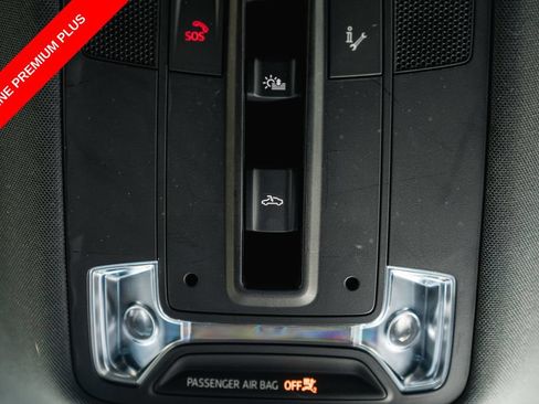 Used 2022 Audi Q3 2.0T Premium Plus w/ Premium Plus Package AWD/4WD image 20