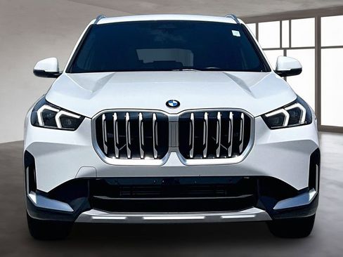 Used 2025 BMW X1 xDrive28i w/ Convenience Package AWD/4WD image 3
