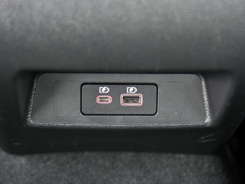 Used 2025 Nissan Altima 2.5 SV image 33