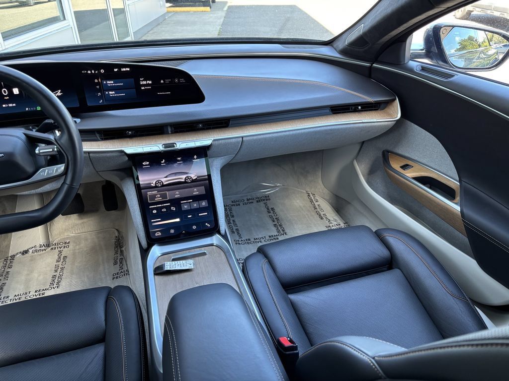 Used 2024 Lucid Air Touring AWD/4WD image 20