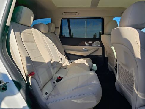 New 2026 Mercedes-Benz GLS 450 4MATIC image 27