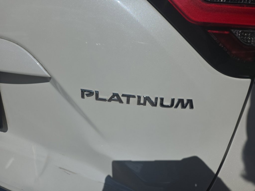 Used 2024 Nissan Murano Platinum w/ Cargo Package FWD image 7