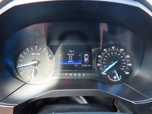 Used 2020 Ford Edge SE FWD image 25