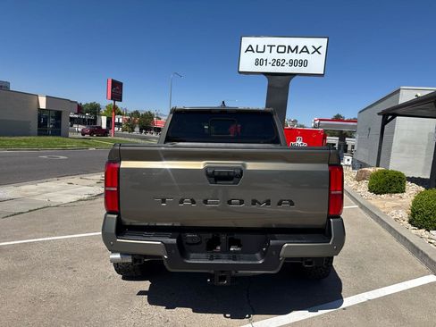 Used 2024 Toyota Tacoma TRD Off-Road w/ TRD Off Road Upgrade Package AWD/4WD image 6