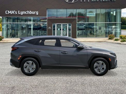 New 2026 Hyundai Tucson Blue SE AWD/4WD image 7